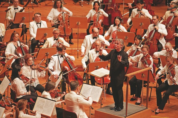 A partnership that tunes into young talent