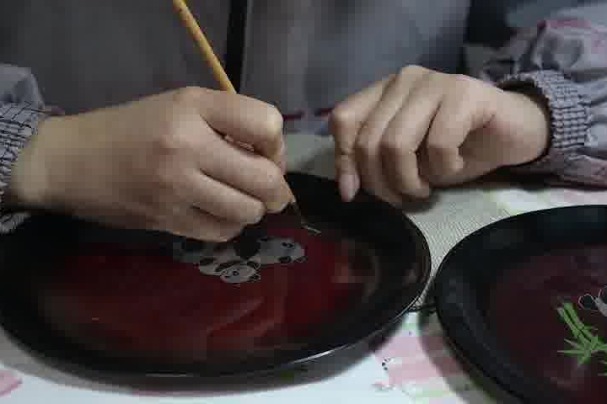 Legacy in lacquer: The living art of Chengdu