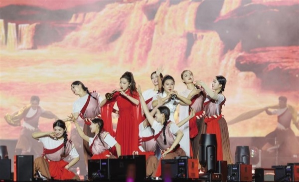 Cultural activity season opens in Hohhot  