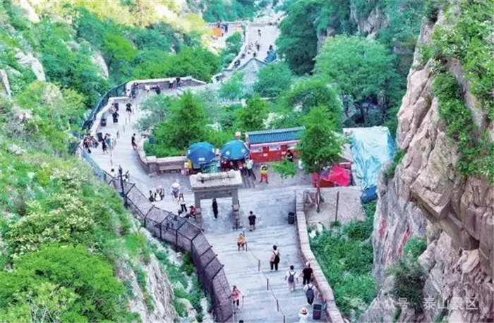 Enchanting beauty of Taishan Mountain in Summer