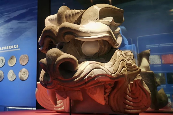 Archaeological discoveries from Xiong'an on view in Beijing