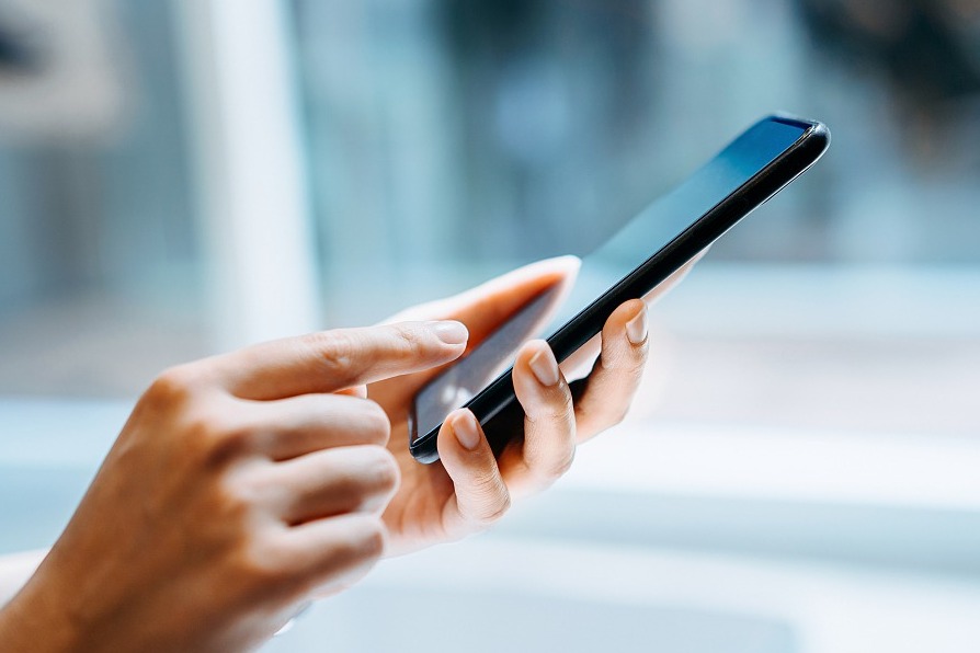 China issues new guidelines to rein in online platform fees