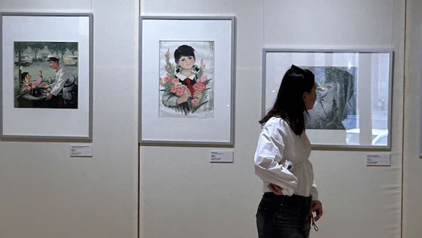 Ningbo's prints charm Armenia