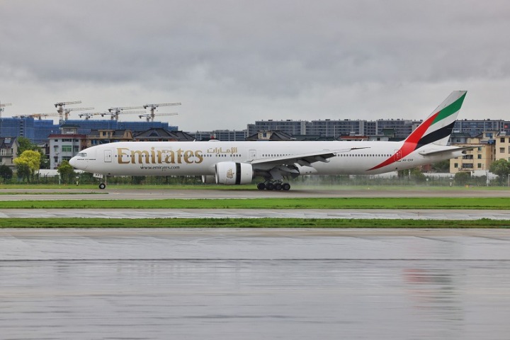 New air route links China's Hangzhou, UAE's Dubai