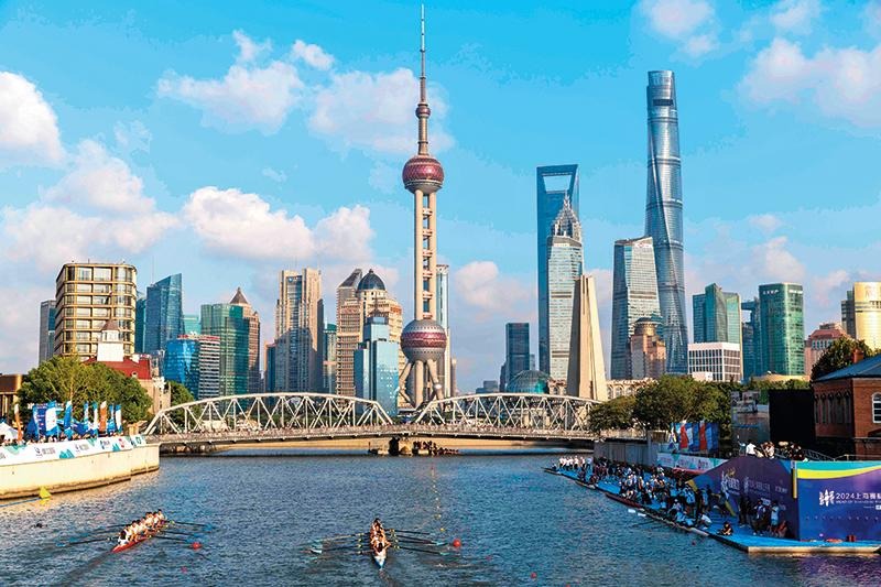 Shanghai's intl business zone offers visa-free entry to invited individuals