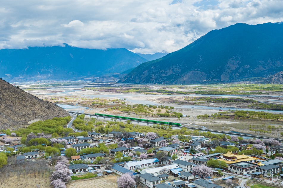 Xizang's green development, a commitment to sustainable growth