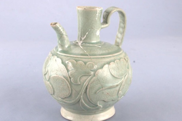 Yaozhou kiln ceramics shine at Henan exhibition