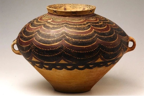Beijing exhibition celebrates painted pottery art from Majiayao culture