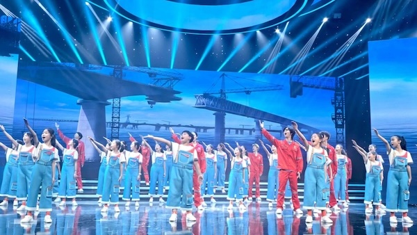 Ningbo celebrates role models and Red culture