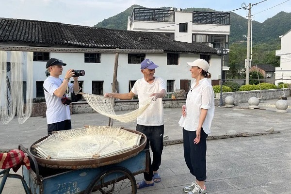 German TV explores 300-year-old noodle tradition in Rui'an