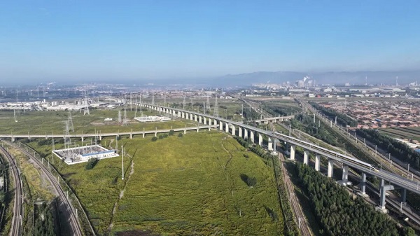 Baotou-Yinchuan High-speed Railway completes full line test