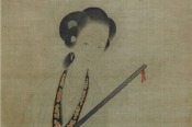 Relish refined charm of Qing Dynasty lady on silk