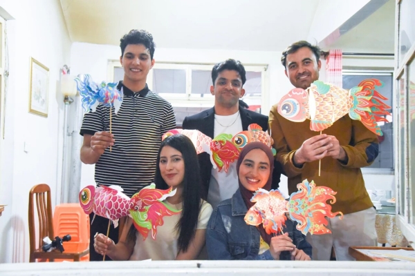 Hands-on journey: Intl students witness Yantai's fishing customs