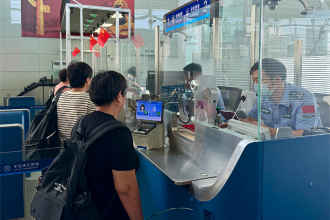 Nantong airport resumes flight to Vientiane