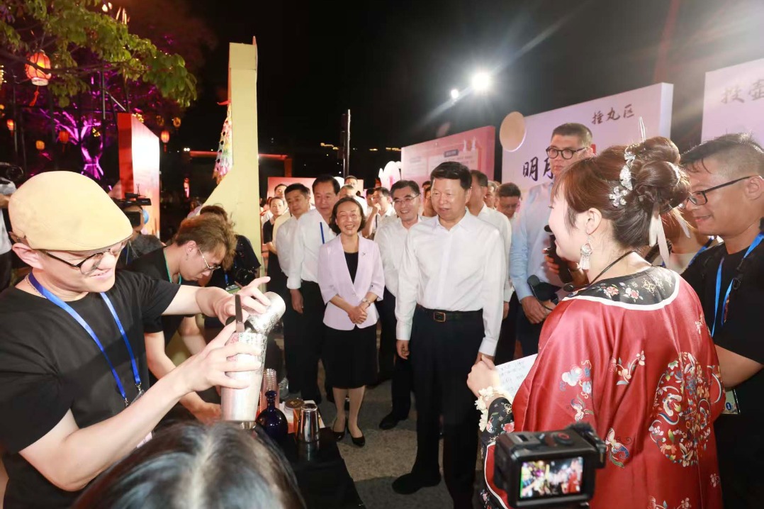 Mid-Autumn Festival event promotes cross-Strait harmony in Fuzhou