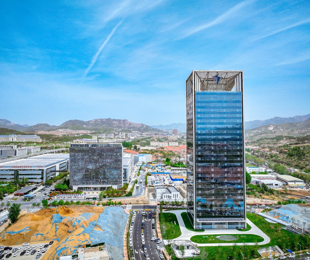 First ultra-zero carbon facility debuts