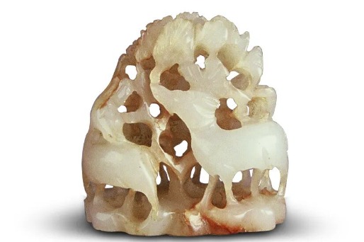 Ancient jade captures fleeting beauty of autumn