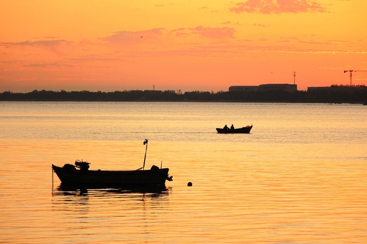 Stunning morning glow over the west coast in Qingdao