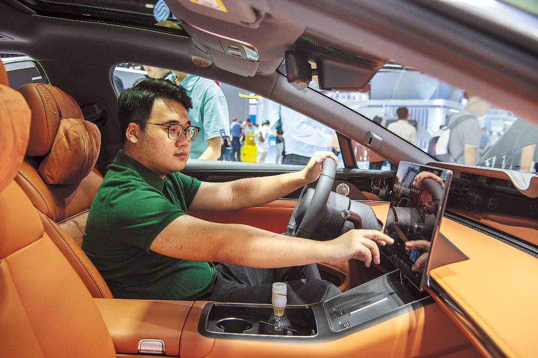 Huawei launches HarmonyOS 6