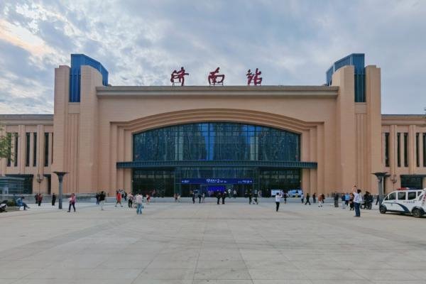 New north concourse enhances Jinan Railway Station