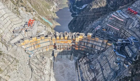 China's highest-altitude arch dam hydropower station begins reservoir impoundment