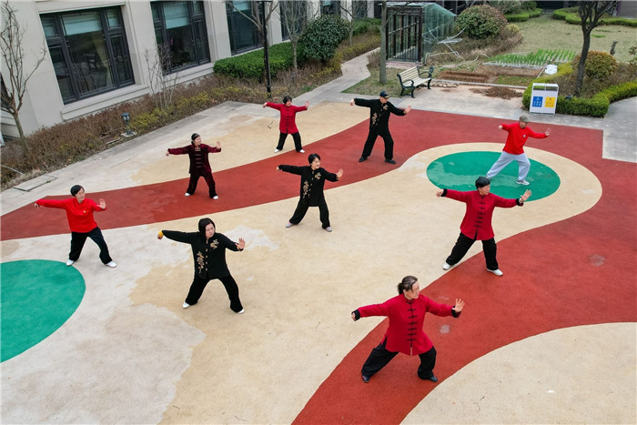 Qingdao builds '15-minute elderly care circle’ to support aging population