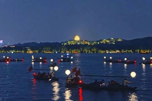 Hangzhou sees tourism boom during National Day, Mid-Autumn holidays