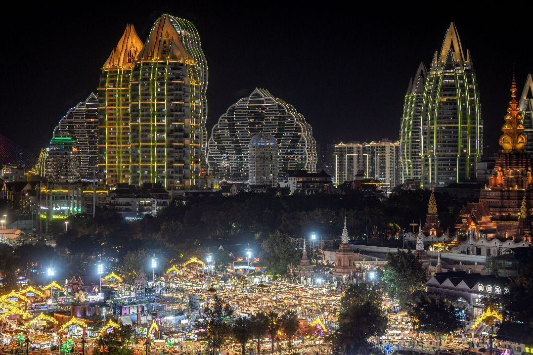 ASEAN tour groups granted 6-day visa-free to Xishuangbanna