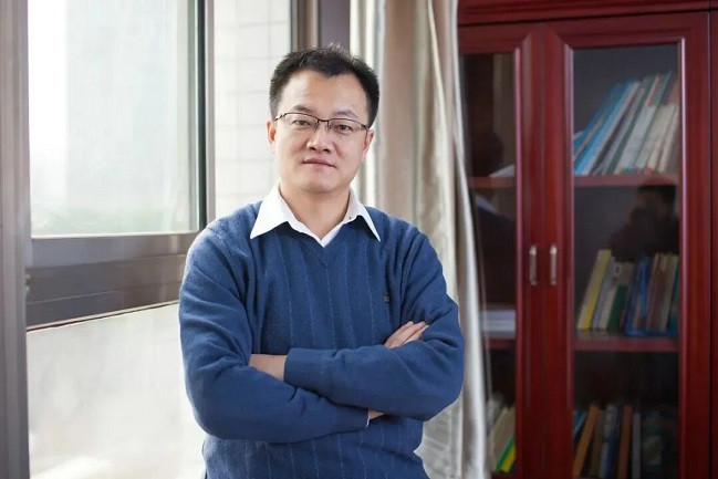 Wuxi academician, the first Chinese scientist to receive Zavoisky Award
