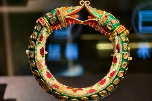 16th-19th-century Mughal court treasures on display in Shenzhen