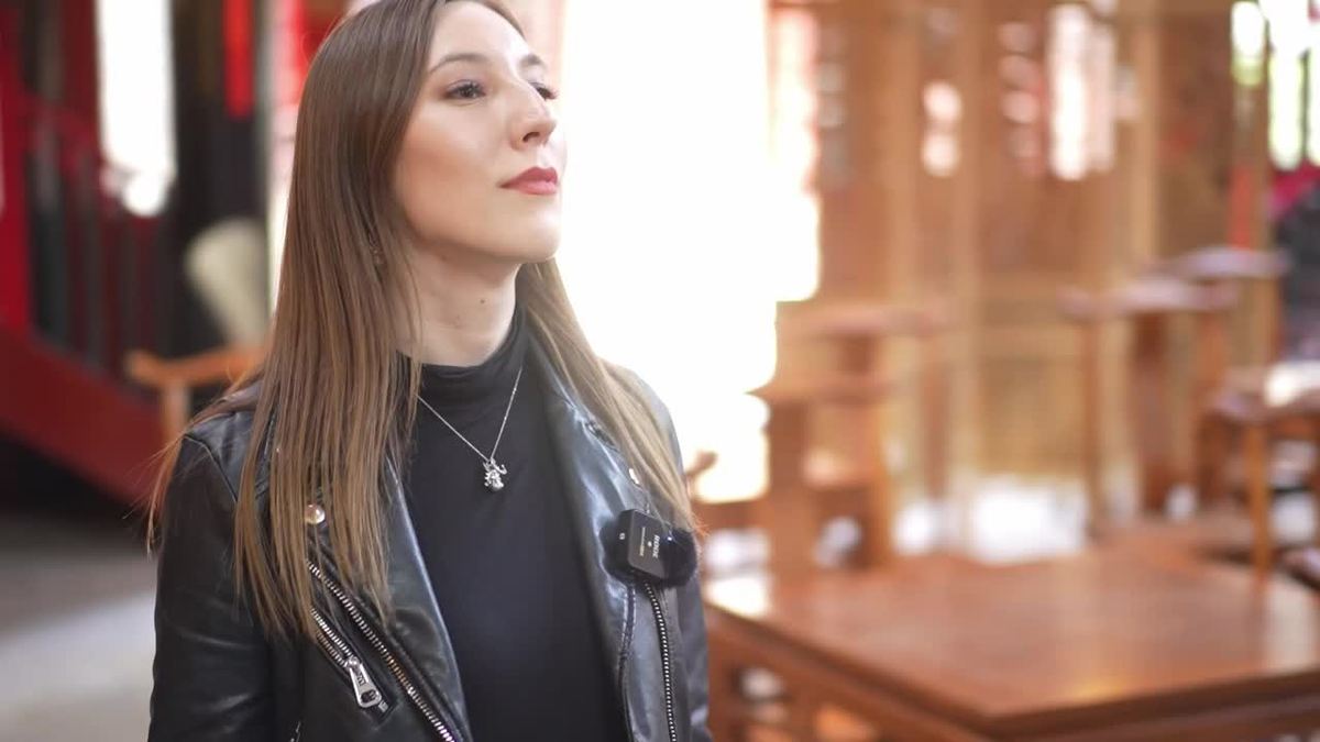 Peking Opera captivates Hungarian girl