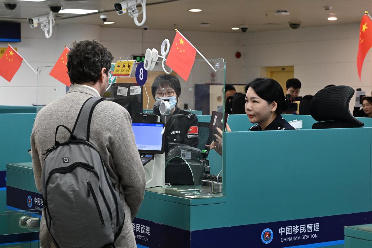 Over 3,400 foreign travelers utilize 240-hour visa-free policy to enter China through Xiamen