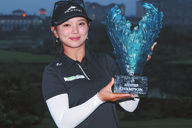 Better late than never for tour champ Shi