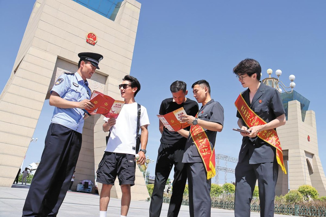 Refined legal services streamline border trade