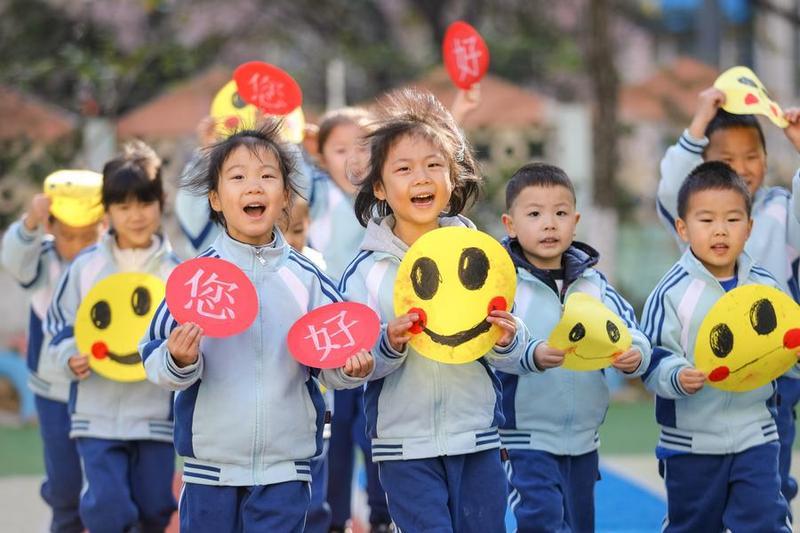 China moves to reduce childcare costs