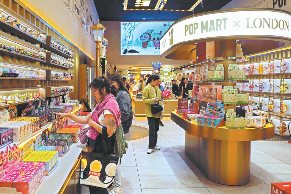 Chinese brands burst onto global stage