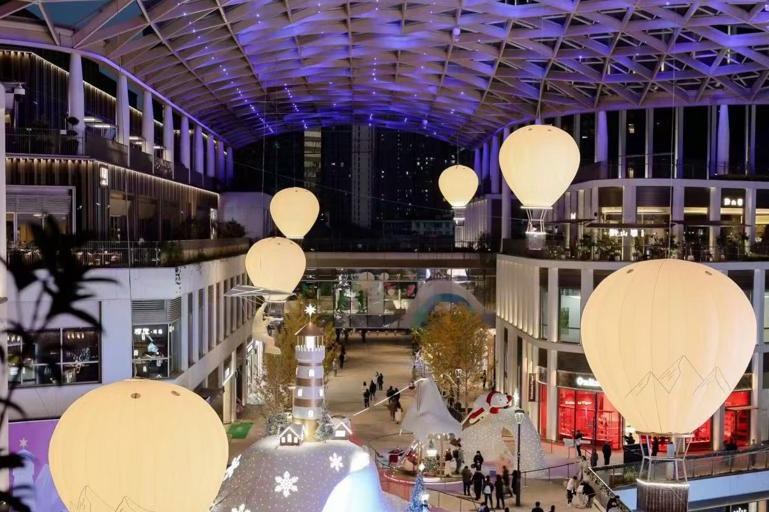 Huaihai fashion season ignites consumption vitality in Shanghai's iconic area