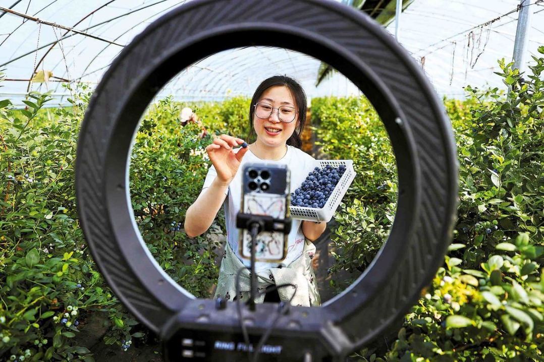 Rules for livestreaming e-commerce take effect