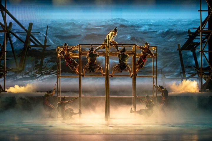 Dance drama 'A Thousand Sails on Great Waves' premieres in Guangxi