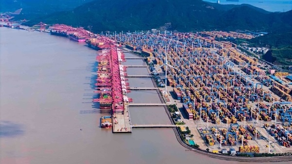 Ningbo private enterprises push foreign trade past 1 trillion yuan