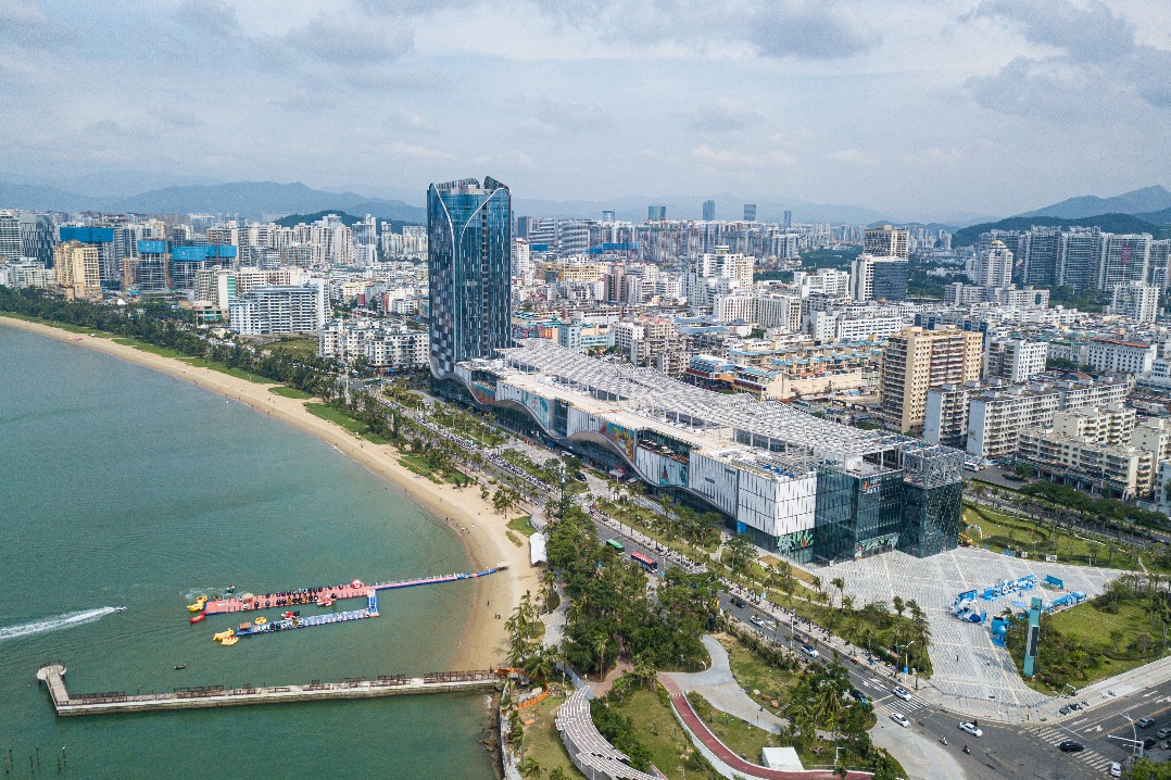 Hainan pushes opening-up for foreign enterprises