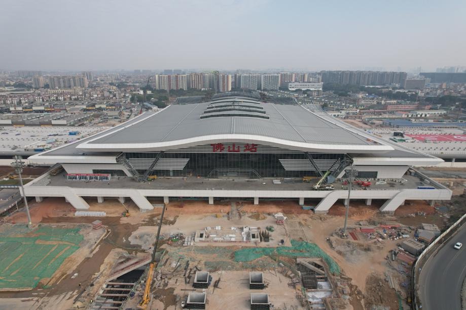 Foshan Station marks a milestone as it moves toward construction