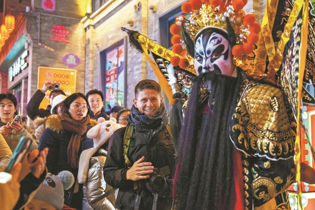 2025 border crossings hit record high