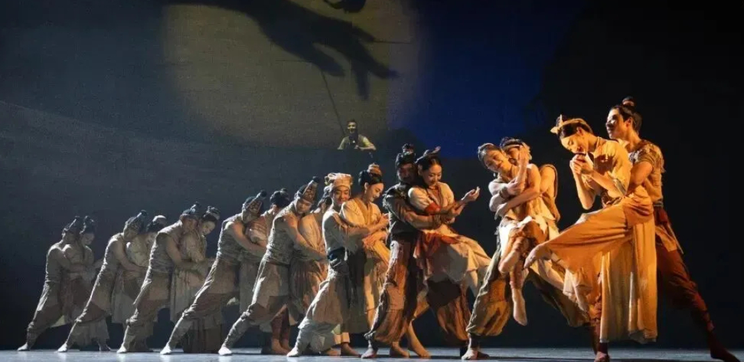 When stone carvings begin to dance