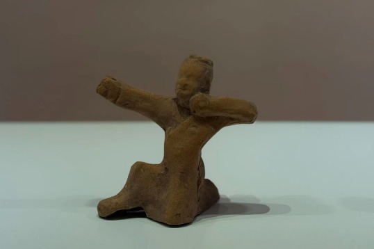 Pottery figurines unveil daily lives of ancient Shu region