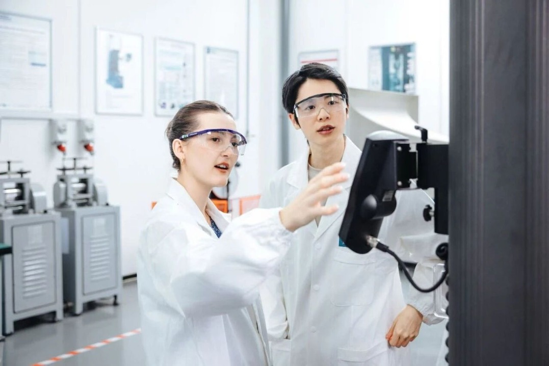 UK, Chinese universities join hands to tackle global health challenges