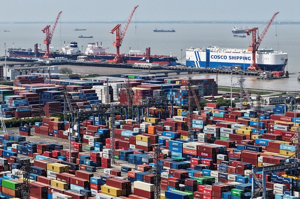 Shanghai Port on pace to reach record-high throughput