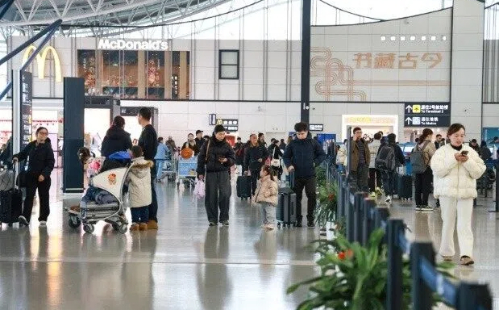 Zhejiang airports expect record Spring Festival travel volumes