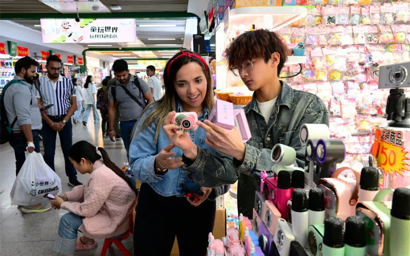 Zhejiang registers nearly 7.49 million self-employed businesses