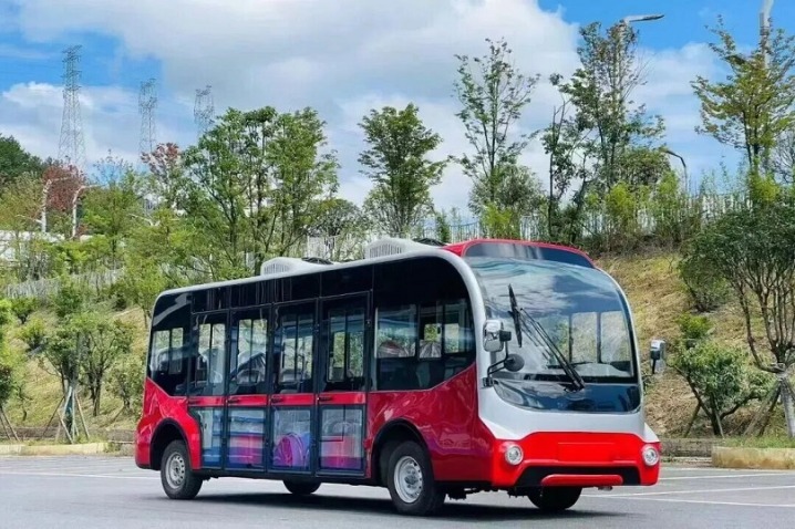 Made in Guiyang zone: Sightseeing vehicles popular in global markets